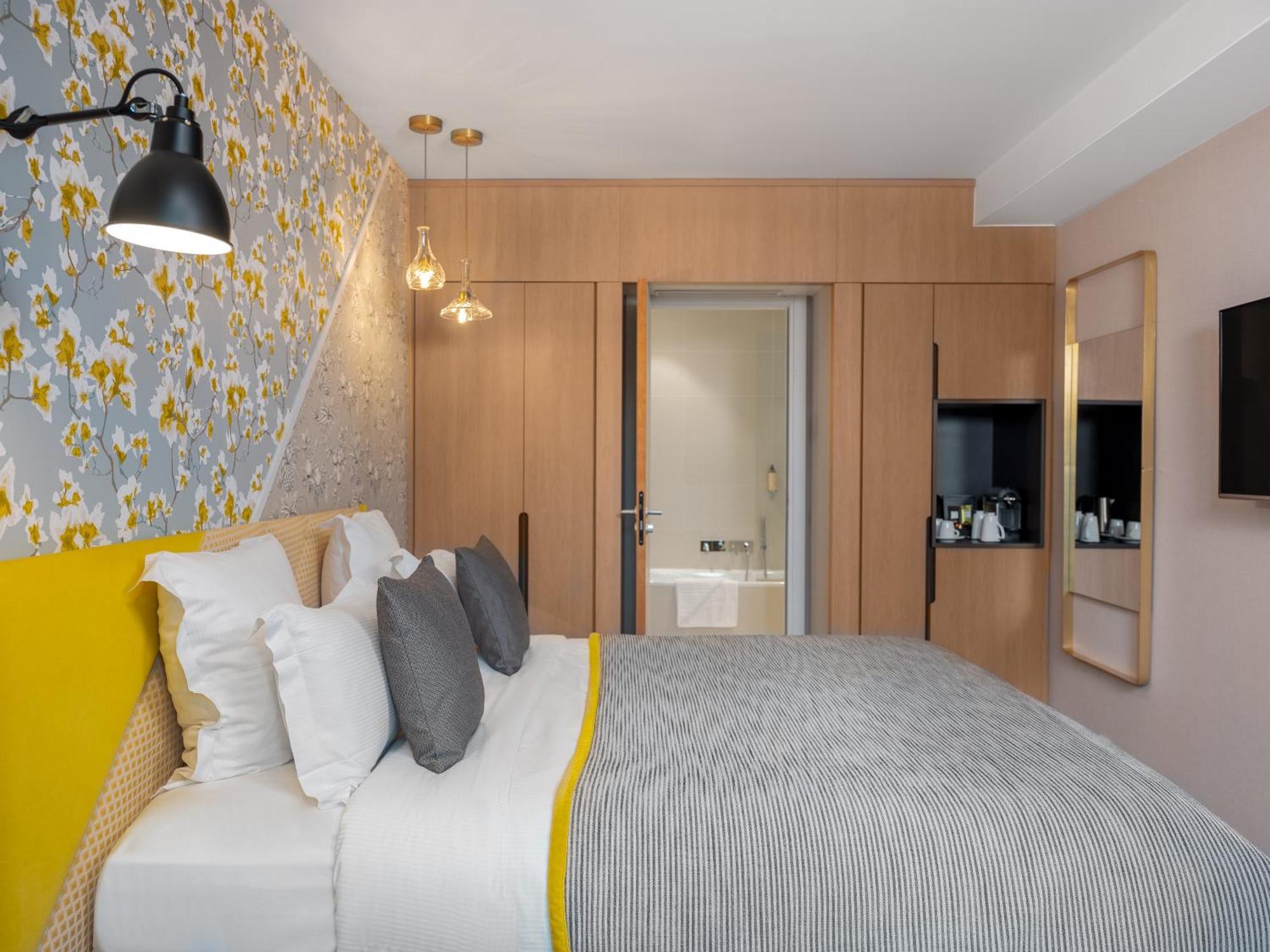 Hotel Le Mareuil Parigi Esterno foto